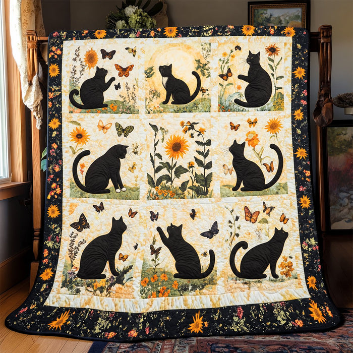 Sunflower Butterfly Black Cats quilt – cream block quilt with black cats, sunflowers and butterflies in nine panels